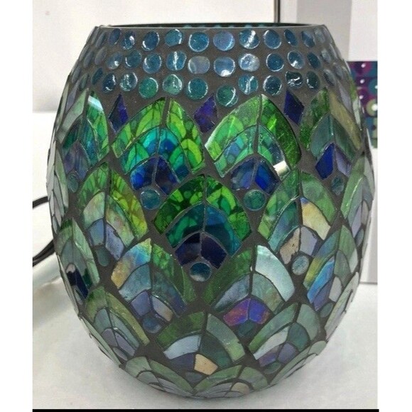 Scentsy “Flaunt Your Feathers”~Retired~Green&Blue Mosiac~2024~NIB - Picture 2 of 7